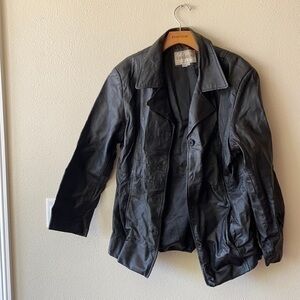 FANDANGO BLACK BUTTON DOWN JACKET SIZE LARGE